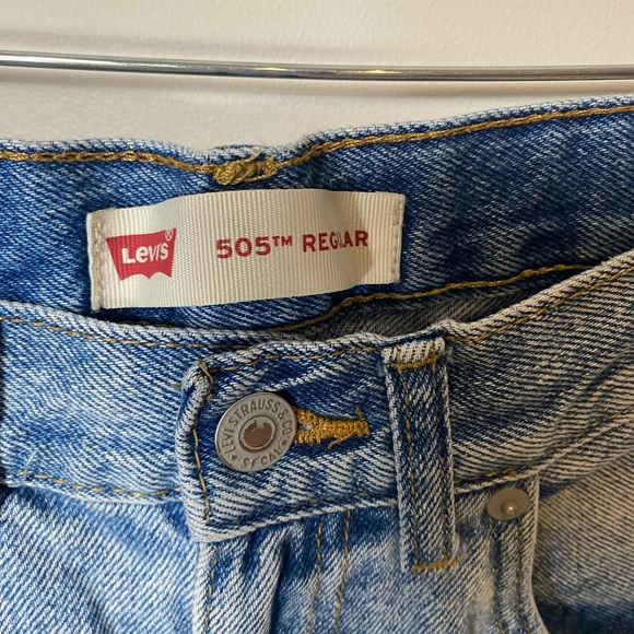 Kids Levi 505 Regular Light Wash Mom Jeans size 16 28 by 28 - Picture 4 of 16